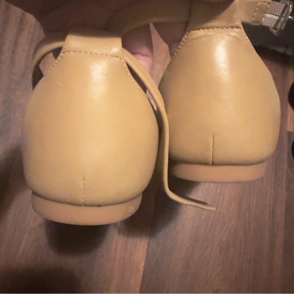 Secra Poppy Sandals Sz. 9 EUC - Picture 6 of 6